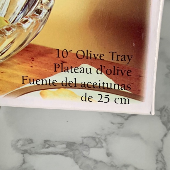 3/$45 ⭐️ Fifth Avenue Crystal Portico Olive Tray 10” Dish Ribbed Elegant NEW - Picture 6 of 6